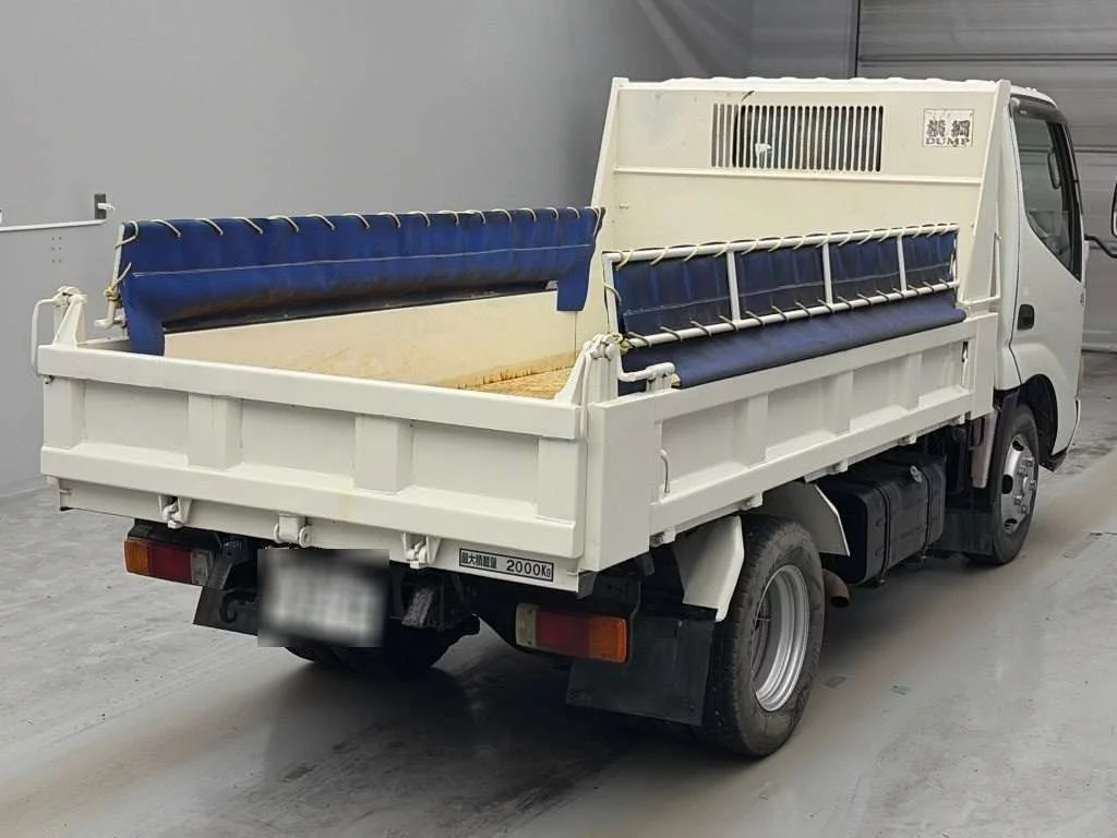 Hino Dutro  с аукциона в Японии