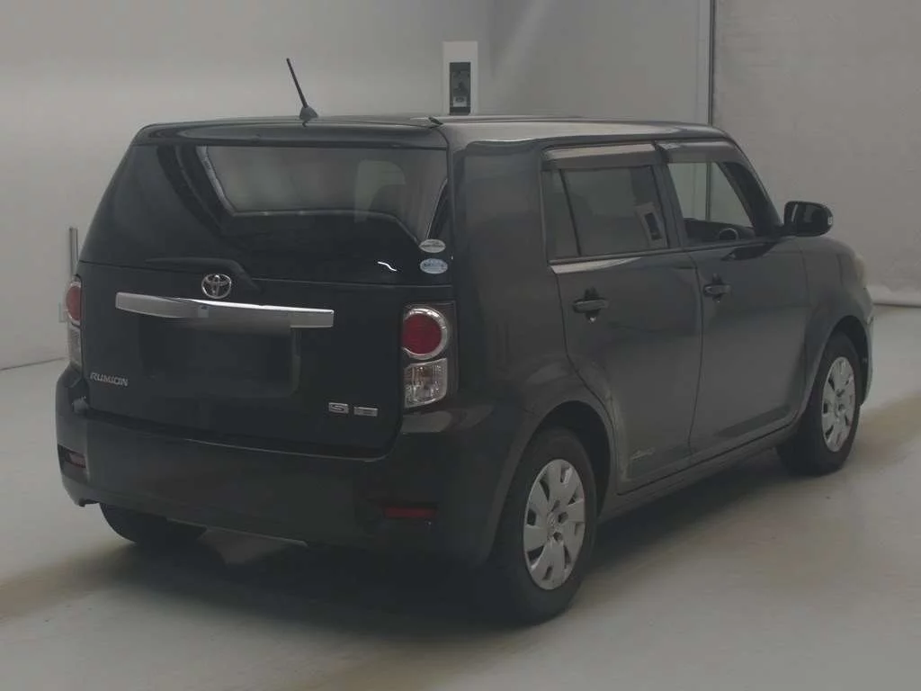 Toyota Corolla Rumion  с аукциона в Японии