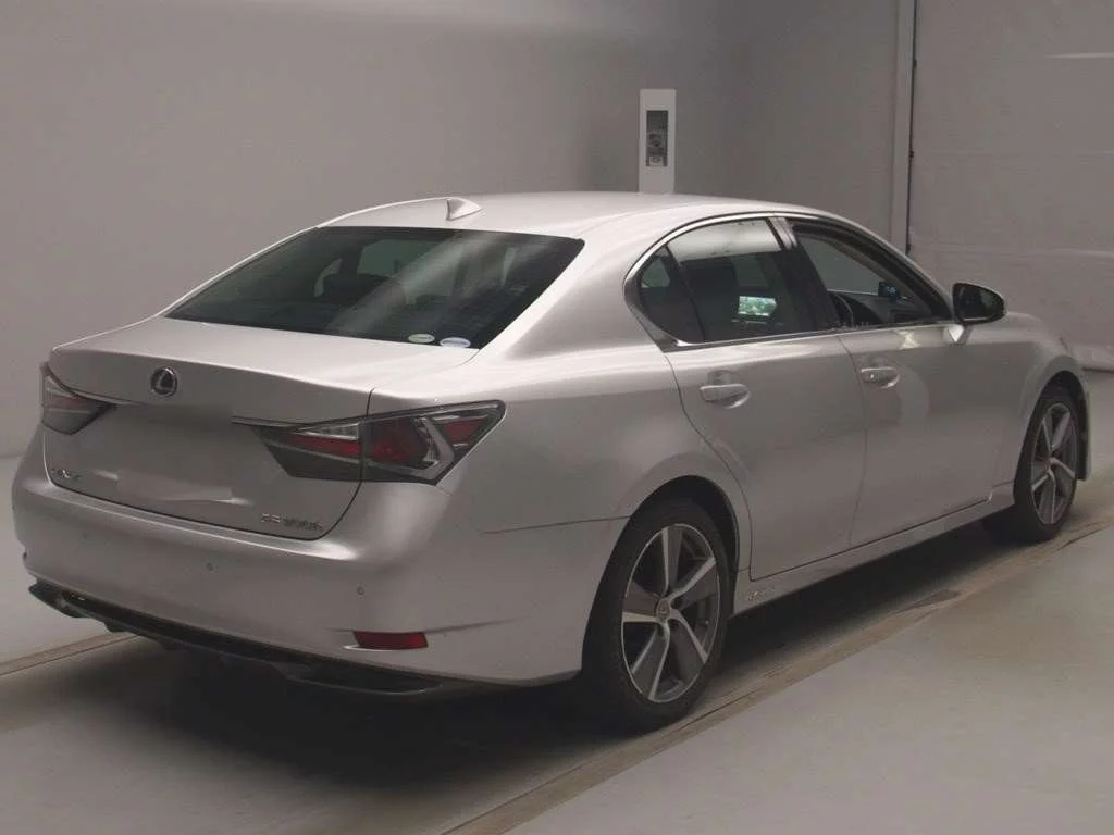 Lexus GS  с аукциона в Японии