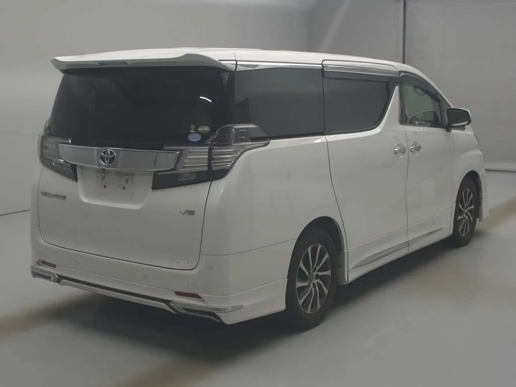 Toyota Vellfire  с аукциона в Японии