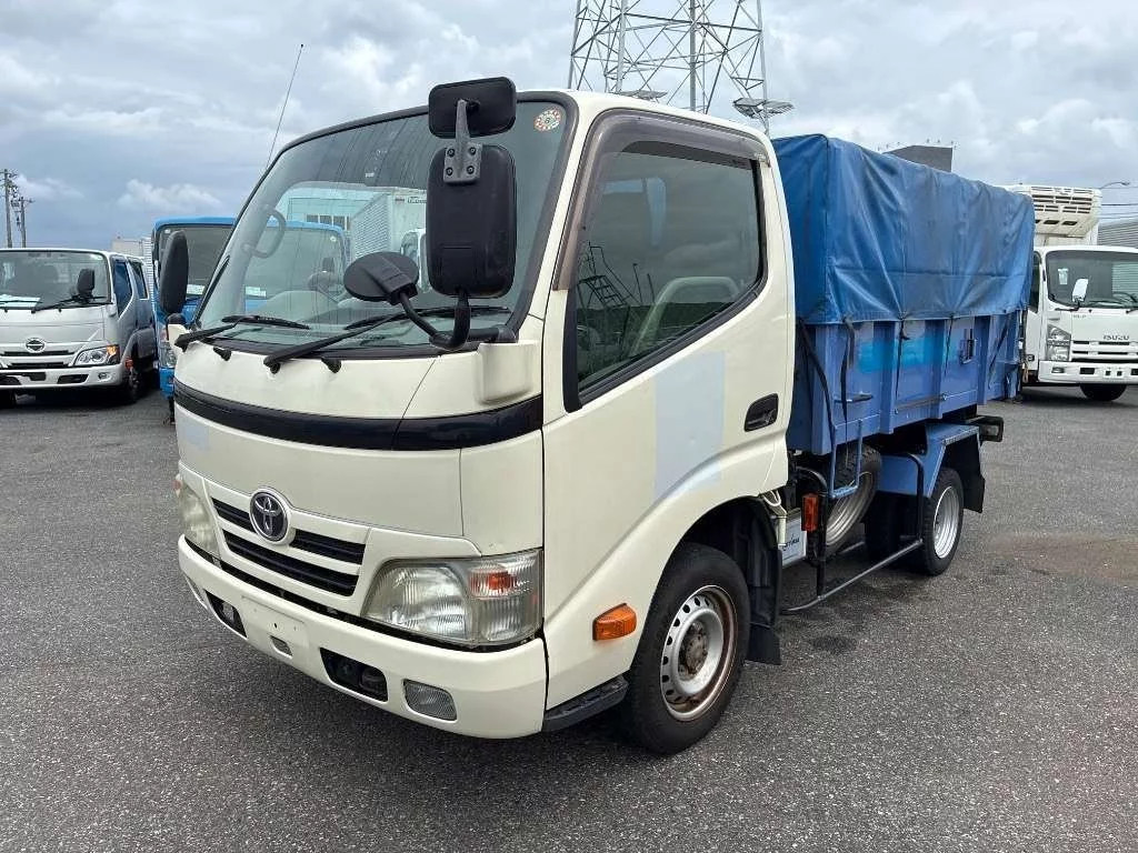 Toyota ToyoAce  с аукциона в Японии