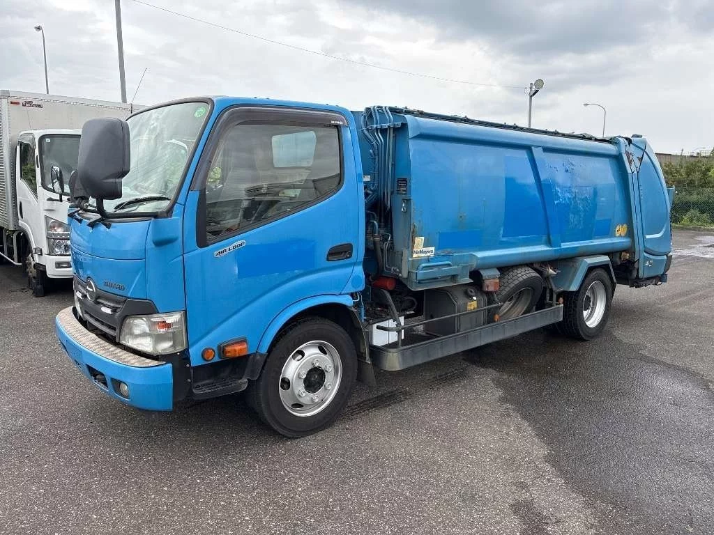 Hino Dutro  с аукциона в Японии