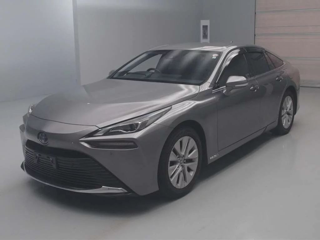 Toyota Mirai  с аукциона в Японии