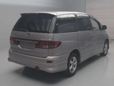 Toyota ESTIMA L