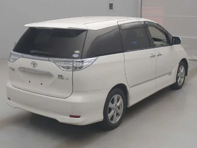 Toyota Estima Hybrid