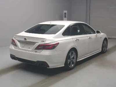 Toyota CROWN HYBRID