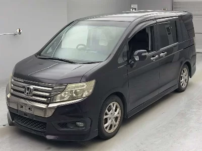 Honda STEPWGN SPADA