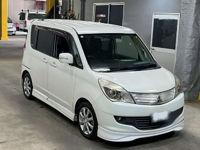 Mitsubishi Delica D:2
