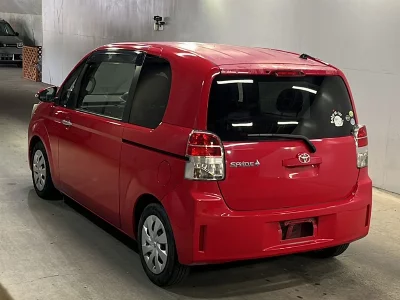 Toyota Spade