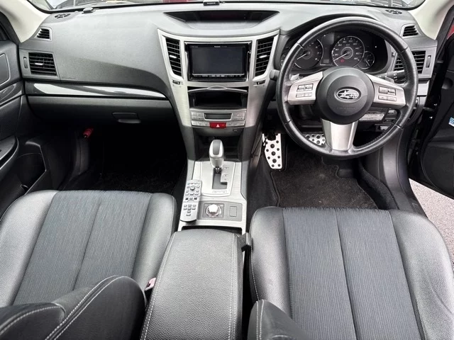 Subaru Legacy  с аукциона в Японии