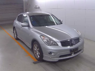 Nissan Skyline Crossover