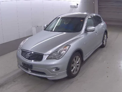 Nissan Skyline Crossover