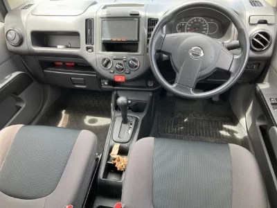 Nissan AD