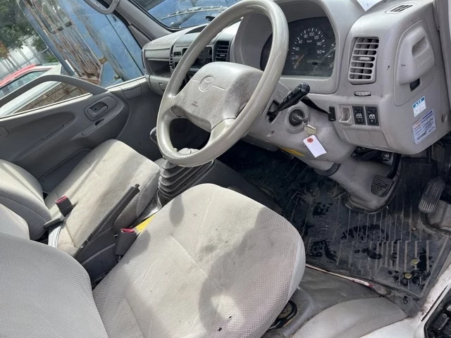 Toyota ToyoAce  с аукциона в Японии