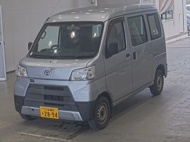 Daihatsu Hijet Cargo  с аукциона в Японии