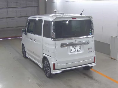Suzuki Spacia Custom