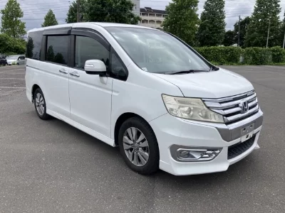 Honda STEPWGN SPADA