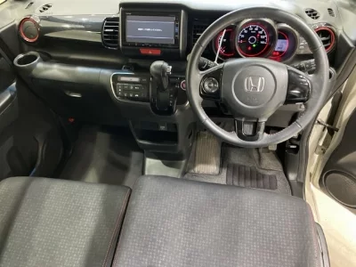 Honda N BOX CUSTOM