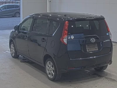 Daihatsu Boon Luminas