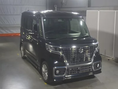 Suzuki Spacia Custom