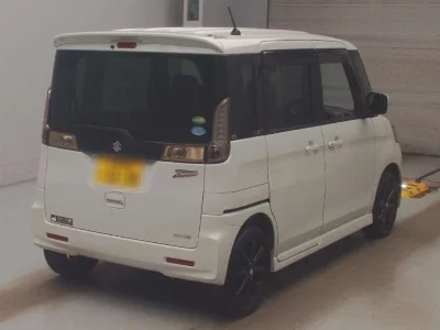 Suzuki Spacia Custom