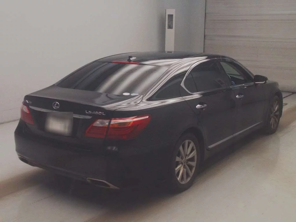 Lexus LS460L  с аукциона в Японии