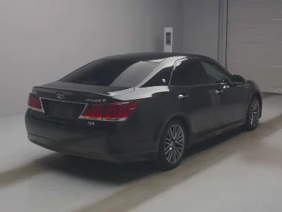 Toyota CROWN HYBRID