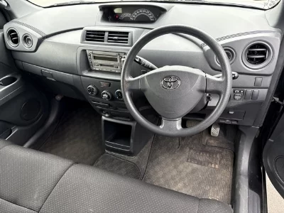 Toyota bB