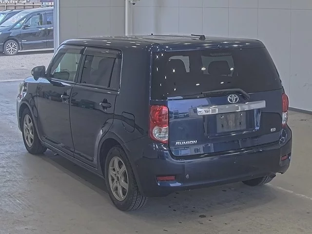 Toyota Corolla Rumion  с аукциона в Японии