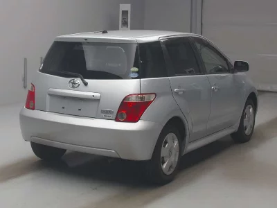 Toyota Ist