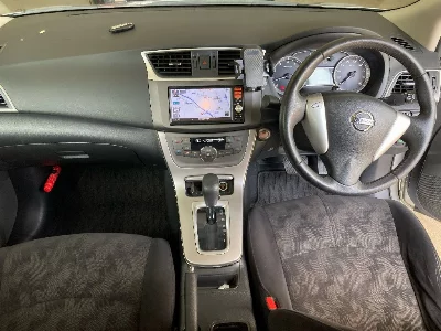 Nissan BLUEBIRD SYLPHY