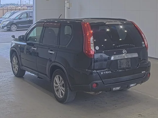 Nissan X-Trail  с аукциона в Японии