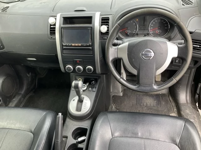 Nissan X-Trail  с аукциона в Японии