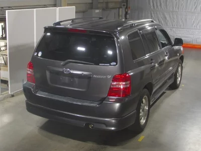 Toyota Kluger V
