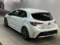 Цена авто Toyota Corolla Hatchback с аукционов Японии, номер кузова ZWE211H, пробег 67 000, оценка 3