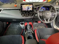 Цена авто Toyota Corolla Hatchback с аукционов Японии, номер кузова ZWE211H, пробег 67 000, оценка 3