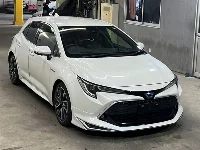Цена авто Toyota Corolla Hatchback с аукционов Японии, номер кузова ZWE211H, пробег 67 000, оценка 3