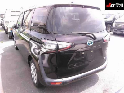 Toyota Sienta