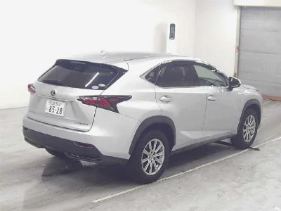 Lexus NX300h