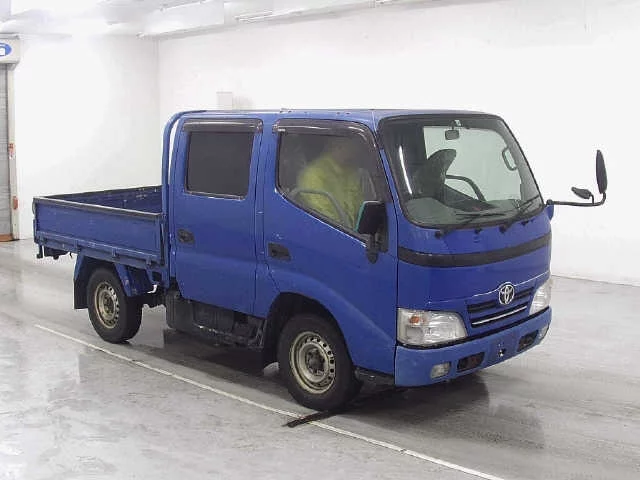 Toyota Dyna  с аукциона в Японии