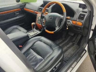Toyota Progres