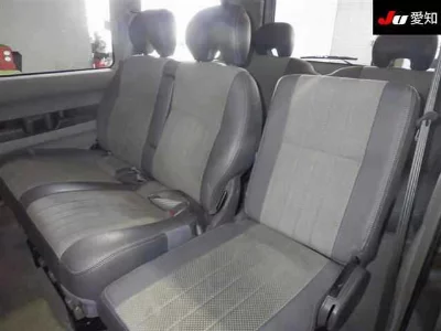Mitsubishi DELICA SPACE GEAR
