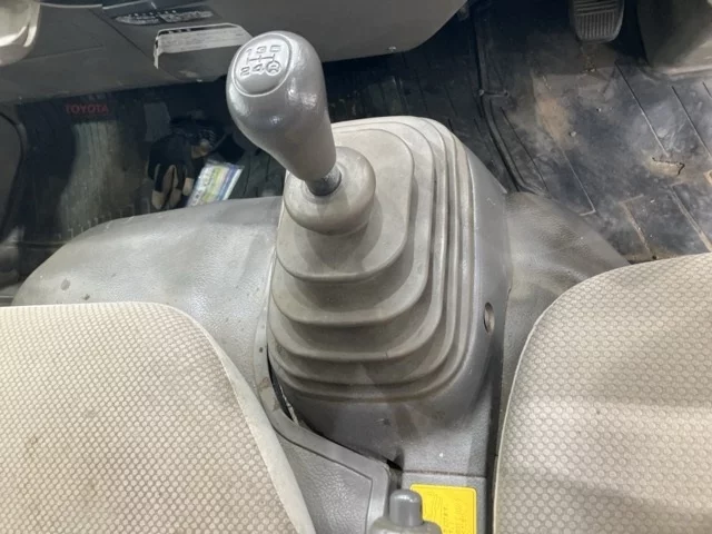 Toyota Dyna  с аукциона в Японии