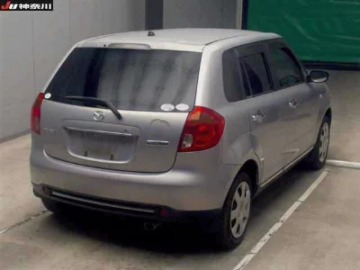 Mazda Verisa