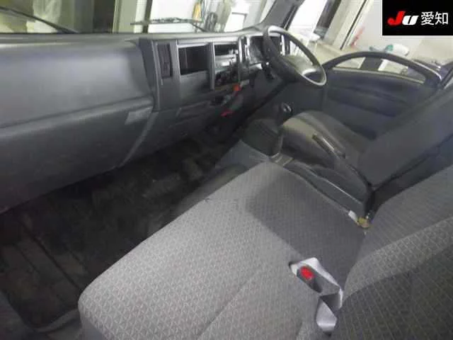 Isuzu Elf  с аукциона в Японии
