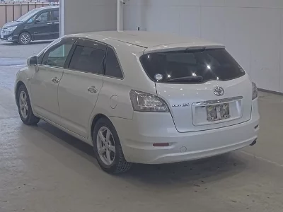 Toyota Mark X Zio
