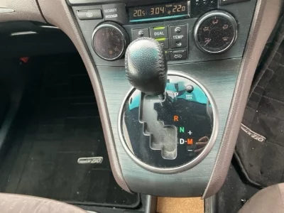 Toyota Mark X Zio