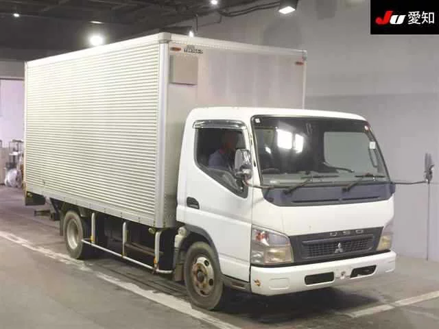 Mitsubishi Fuso Canter  с аукциона в Японии