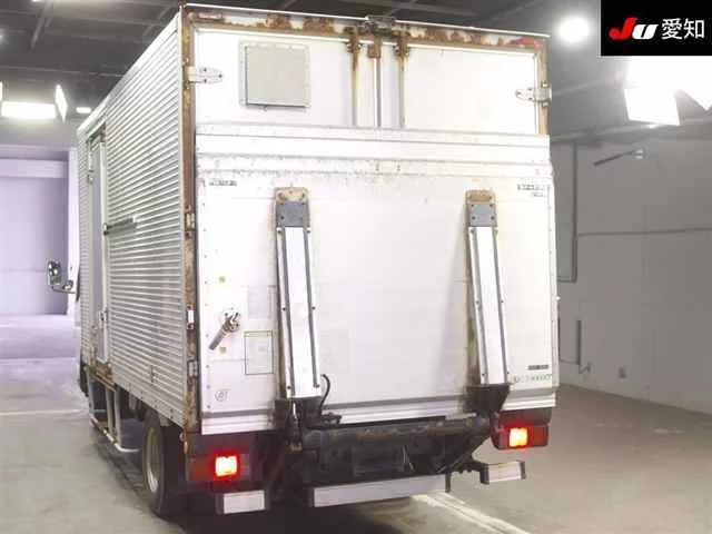 Mitsubishi Fuso Canter  с аукциона в Японии