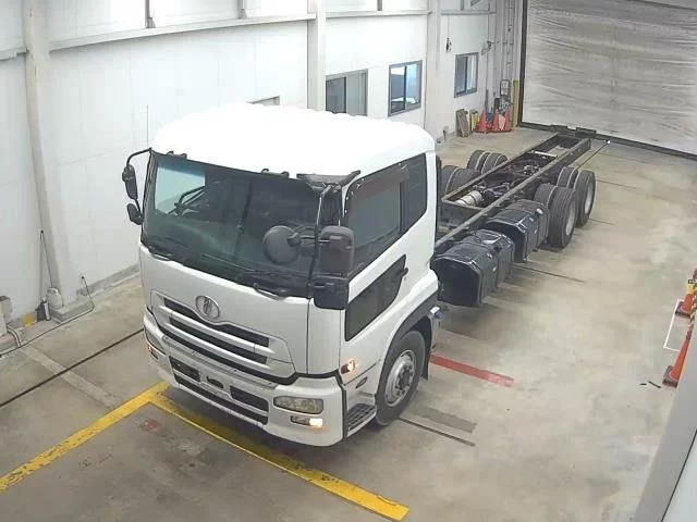 Nissan UD  с аукциона в Японии